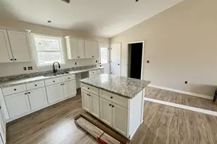 104 Grace Pond Ave, Benson, NC 27504 - Photo 7