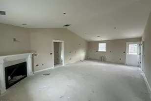 104 Grace Pond Ave, Benson, NC 27504 - Photo 3