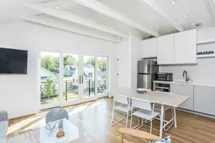 123 Idlewild Ave, Raleigh, NC 27601 - Photo 9