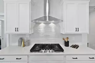 726 Beacon Hl Rd, Lillington, NC 27546 - Photo 9