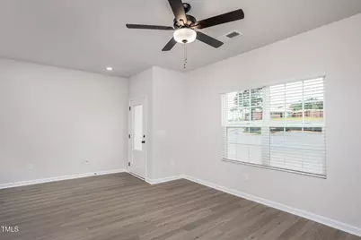 181 Seville Way, Clayton, NC 27520 - Photo 7