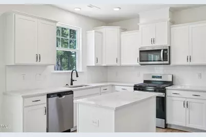 18 Frost Meadow Way, Lillington, NC 27546 - Photo 7