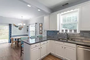 301 Sylvias Ct, Durham, NC 27703 - Photo 17