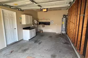 144 Hutson Ln, Clayton, NC 27527 - Photo 3