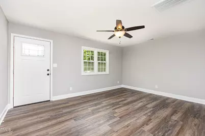 315 S Main Street, Four Oaks, NC 27524 - Photo 7