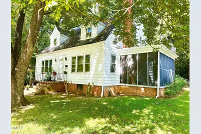 330 W Young Avenue, Henderson, NC 27536 - Photo 1