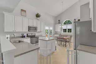 13201 Townfield Dr, Raleigh, NC 27614 - Photo 9