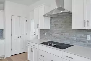 1109 Prominence Dr, Durham, NC 27712 - Photo 5