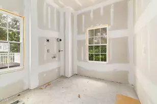 217 N Main St, Warrenton, NC 27589 - Photo 17