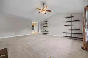 95 Oxfordshire Dr, Fuquay Varina, NC 27526 - Photo 3