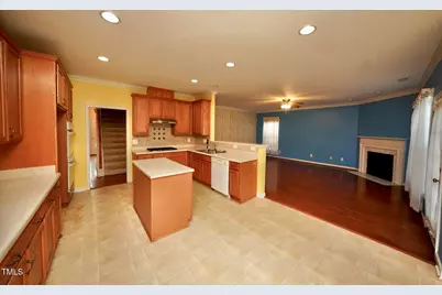 1526 Roaring Rapids Road, Raleigh, NC 27610 - Photo 9