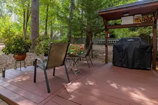 209 Parkmeadow Dr, Cary, NC 27519 - Photo 17