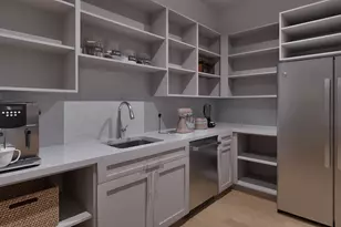 962 Shelley Rd, Raleigh, NC 27609 - Photo 9