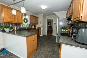 109 Christy Ln, Dunn, NC 28334 - Photo 9