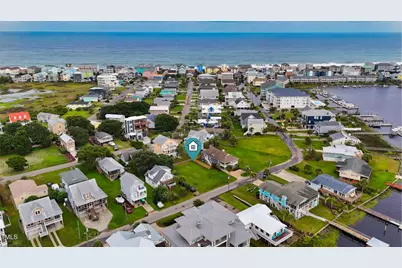 214 Florida Avenue, Carolina Beach, NC 28428 - Photo 7