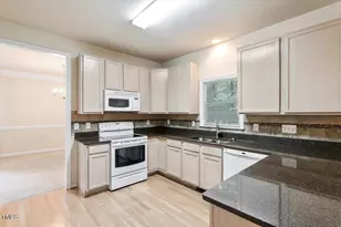 4420 Sun Valley Dr, Durham, NC 27707 - Photo 11