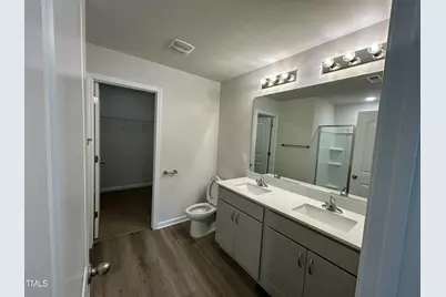 105 W Highland Avenue, Kinston, NC 28501 - Photo 17