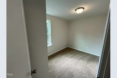 105 W Highland Avenue, Kinston, NC 28501 - Photo 27