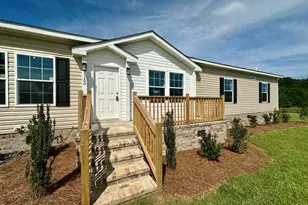 100 Cottonwood Ct, Kenly, NC 27542 - Photo 3