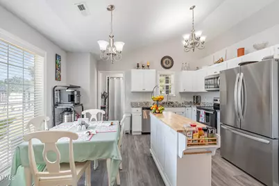 501 Somerset Drive, Zebulon, NC 27597 - Photo 7