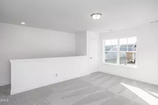 576 Highview Dr, Benson, NC 27504 - Photo 9