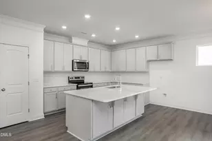 576 Highview Dr, Benson, NC 27504 - Photo 5