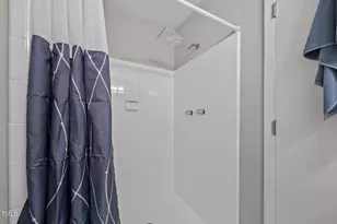 5805 Willowbrook Dr, Raleigh, NC 27609 - Photo 13