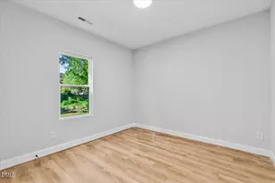 1181 Flora Ave, Burlington, NC 27217 - Photo 21