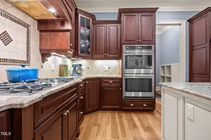 2409 Loring Ct, Raleigh, NC 27613 - Photo 9