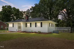 604 Hines Ave, Kinston, NC 28504 - Photo 1