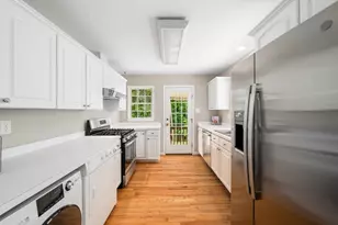 1313 Ridge Rd, Raleigh, NC 27607 - Photo 13