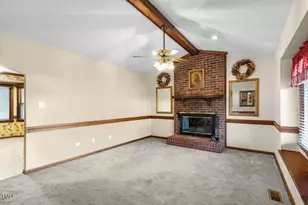 102 Pear Tree Ln, Clayton, NC 27520 - Photo 5