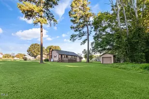 102 Pear Tree Ln, Clayton, NC 27520 - Photo 29