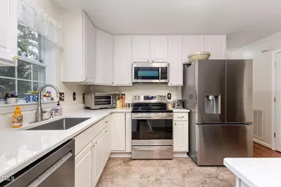 30 Beddingfield Drive, Zebulon, NC 27597 - Photo 7