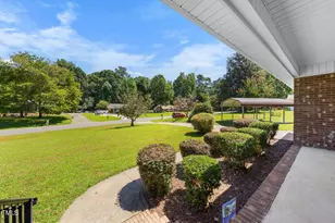 5610 Genesee Dr, Durham, NC 27712 - Photo 3