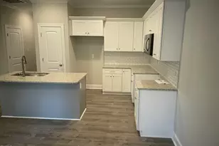 5502 Batoul Ln, Raleigh, NC 27606 - Photo 9