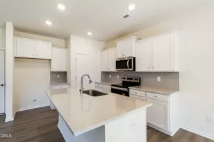 257 Pecan Vly Wy, Four Oaks, NC 27524 - Photo 5