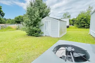 5517 Gilcrest Sands Dr, Hope Mills, NC 28348 - Photo 11