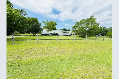 5517 Gilcrest Sands Drive, Hope Mills, NC 28348 - Photo 3