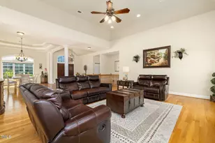 207 Apple St, South Hill, VA 23917 - Photo 11