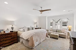 810 Maple Berry Ln, Raleigh, NC 27607 - Photo 5