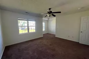 100 Dover Ct E, Sanford, NC 27332 - Photo 9