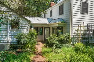 214 Spring Ln, Chapel Hill, NC 27514 - Photo 3