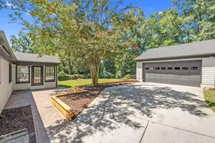 4621 Woodridge Dr, Raleigh, NC 27612 - Photo 57