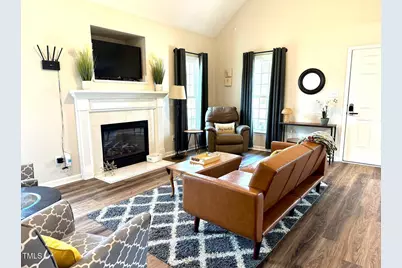 804 S Phillips Pointe Drive, Fuquay Varina, NC 27526 - Photo 3