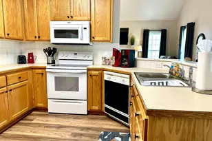 804 S Phillips Pointe Dr, Fuquay Varina, NC 27526 - Photo 5