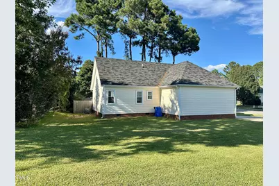 804 S Phillips Pointe Drive, Fuquay Varina, NC 27526 - Photo 15