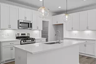 2916 Alyssa Ct, Knightdale, NC 27604 - Photo 3