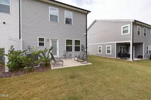 516 Barrington Row Ave, Zebulon, NC 27597 - Photo 31