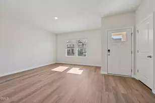 726 Chandler Stone Dr, Zebulon, NC 27597 - Photo 9